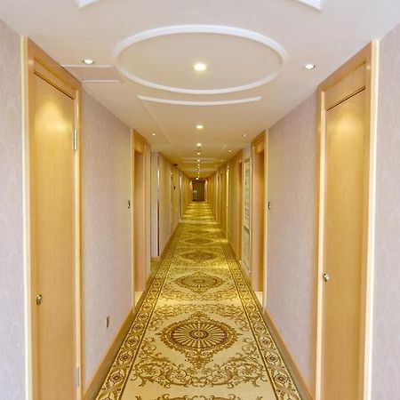 Vienna Hotel Xining Shengli Road מראה חיצוני תמונה
